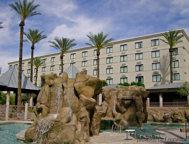 Midtown Garden Inn Phoenix Bagian luar foto